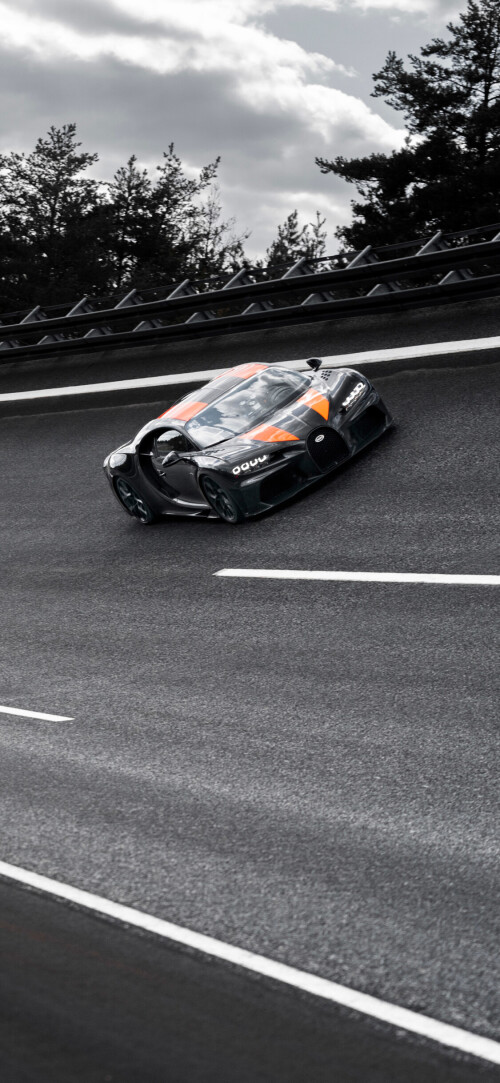 mobile-vehicle-bugatti_13.jpg