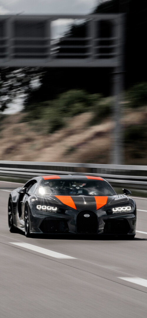 mobile-vehicle-bugatti_14.jpg