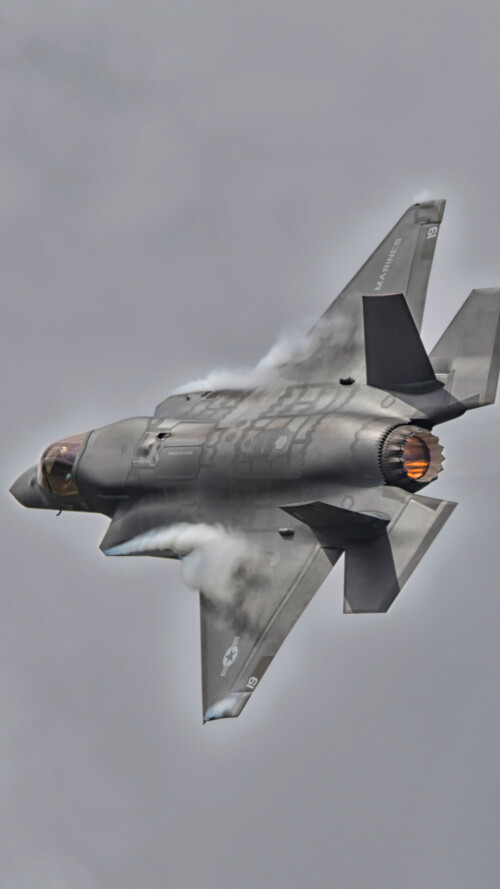 warplane-mobile_02.jpg
