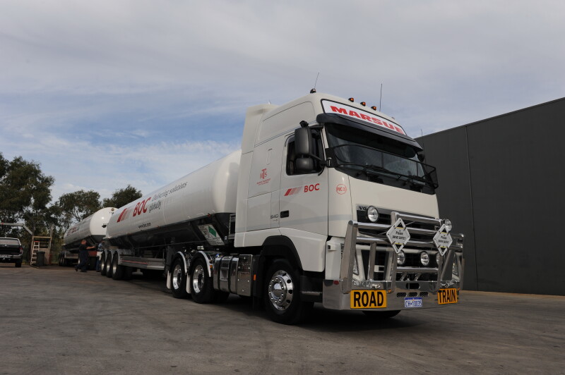 Volvo_0119.jpg