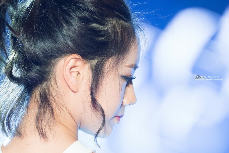 Girl_1160.jpg