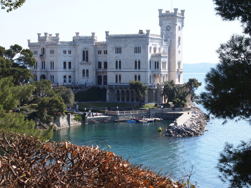 Castle_2_0325.jpg