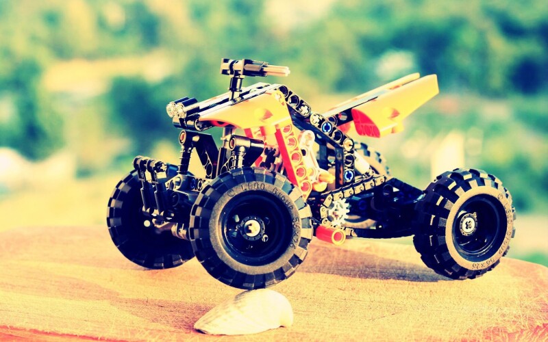 Toy 0013
