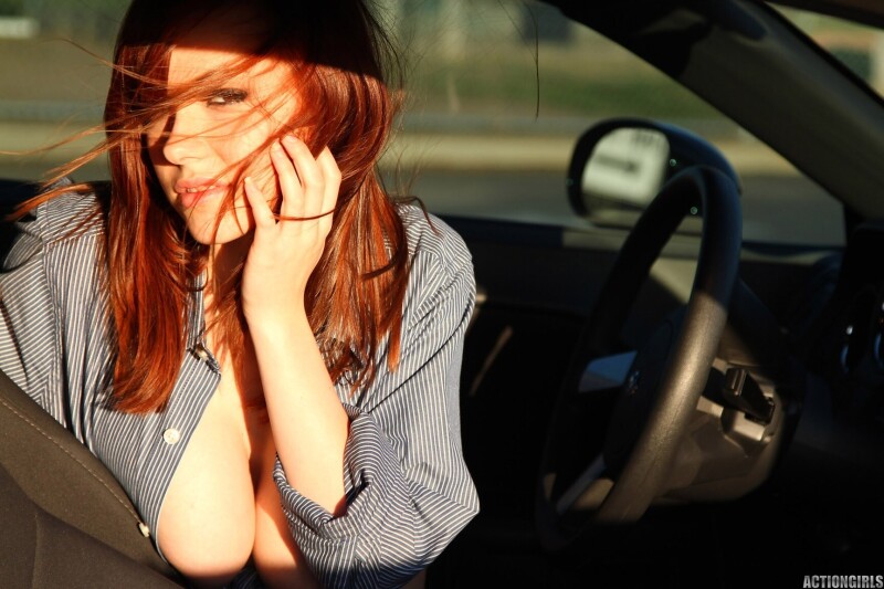 Girl_Car_0511.jpg